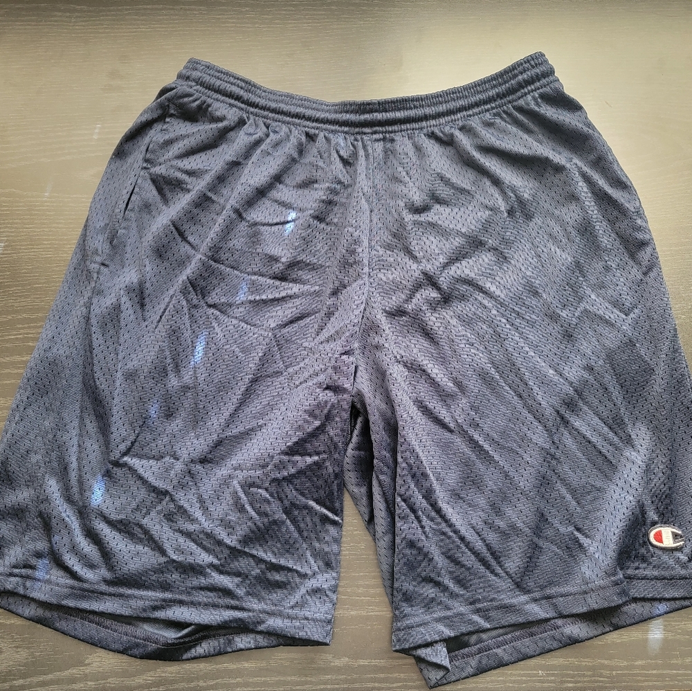 CHAMPION Gym Shorts (M)